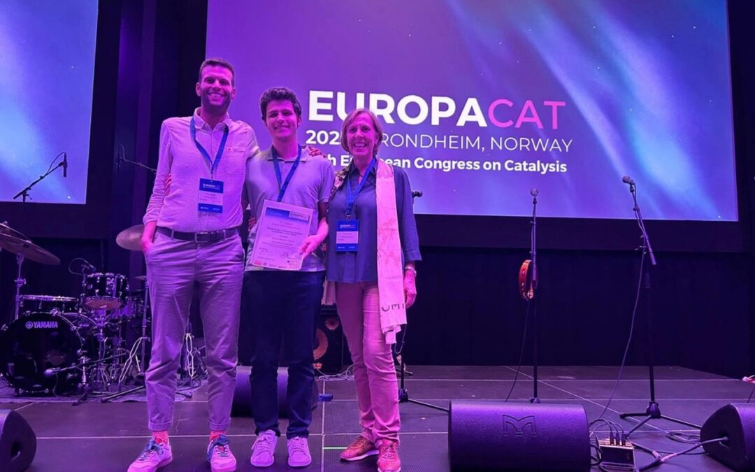 Daniel Costa, PhD student at CQE, awarded at EuropaCat 2025
